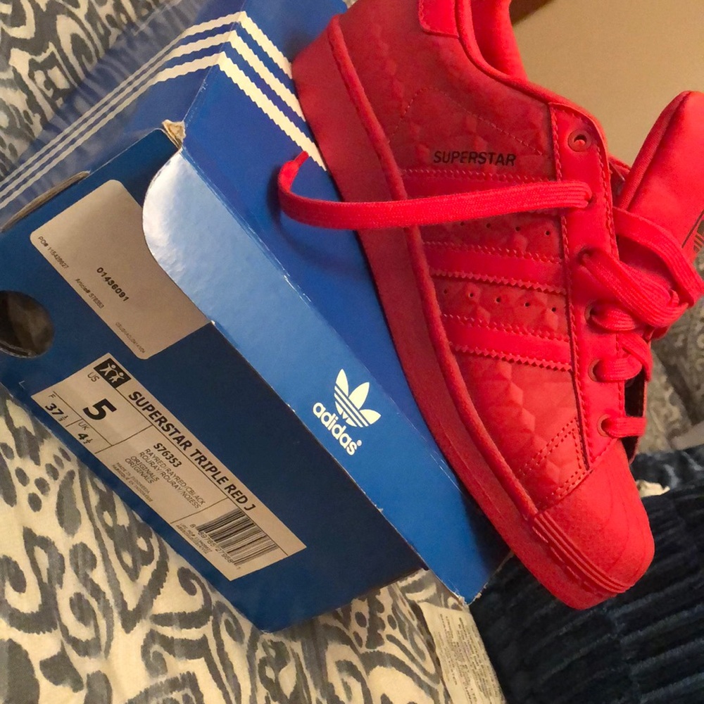 Superstar triple red adidas original